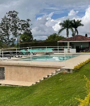 Finca Con Vistas Al Lago Calima Villa Exterior photo