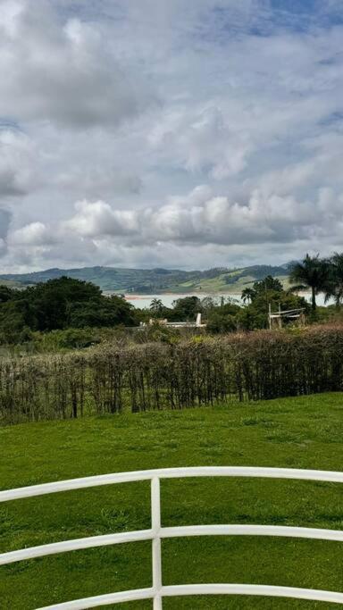 Finca Con Vistas Al Lago Calima Villa Exterior photo