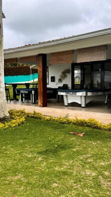 Finca Con Vistas Al Lago Calima Villa Exterior photo